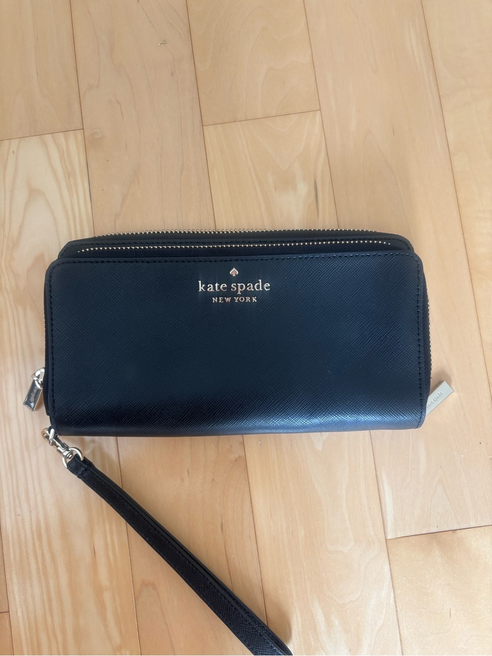 kate spade black Saffiano leather zip wristlet clutch